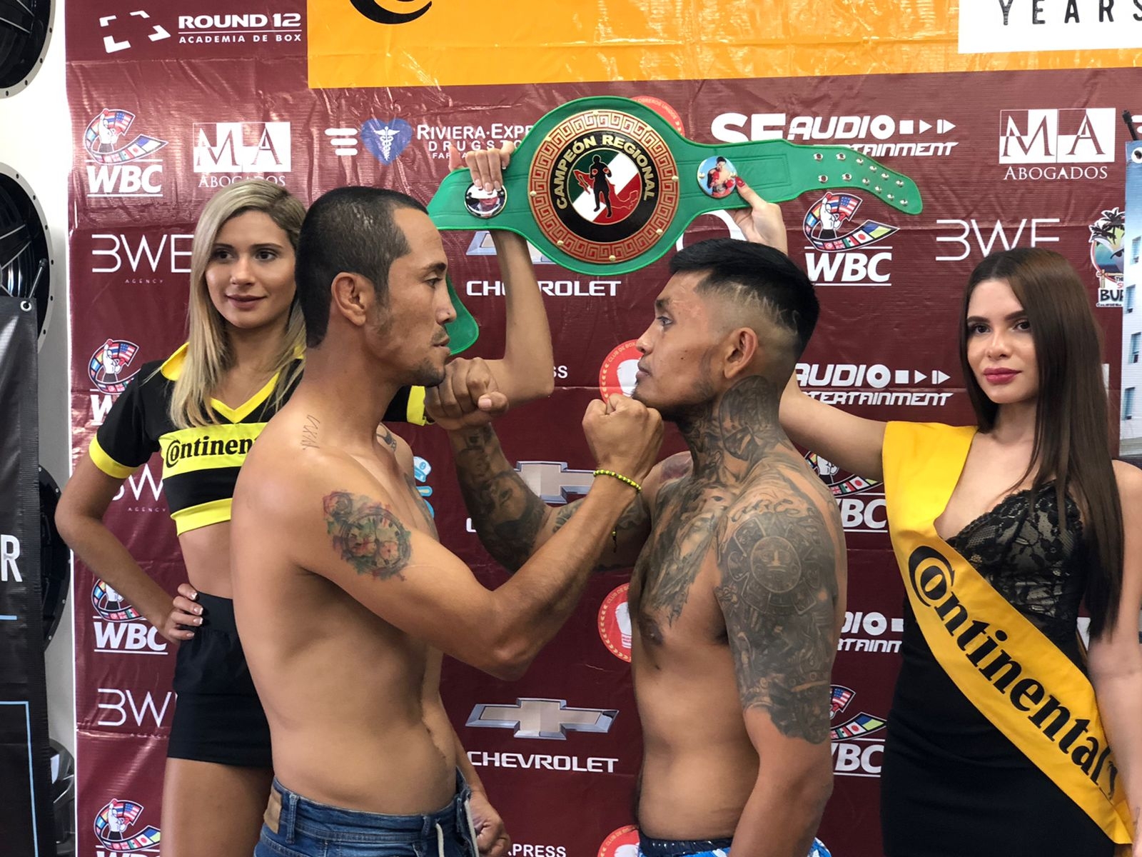 La pelea será el 4 de diciembre en Cancún a las 16:00 horas, donde se definirá al campeón del peso pluma del Sureste de México La pelea será el 4 de diciembre en Cancún a las 16:00 horas, donde se definirá al campeón del peso pluma del Sureste de México