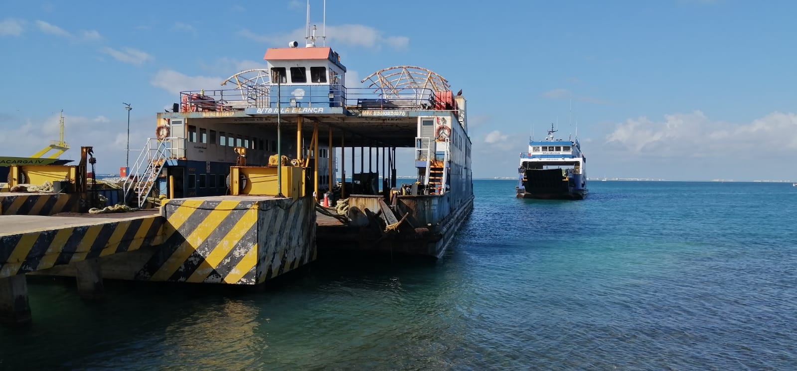 A las 9:00 horas reabrió el puerto a la navegación menor en Isla Mujeres