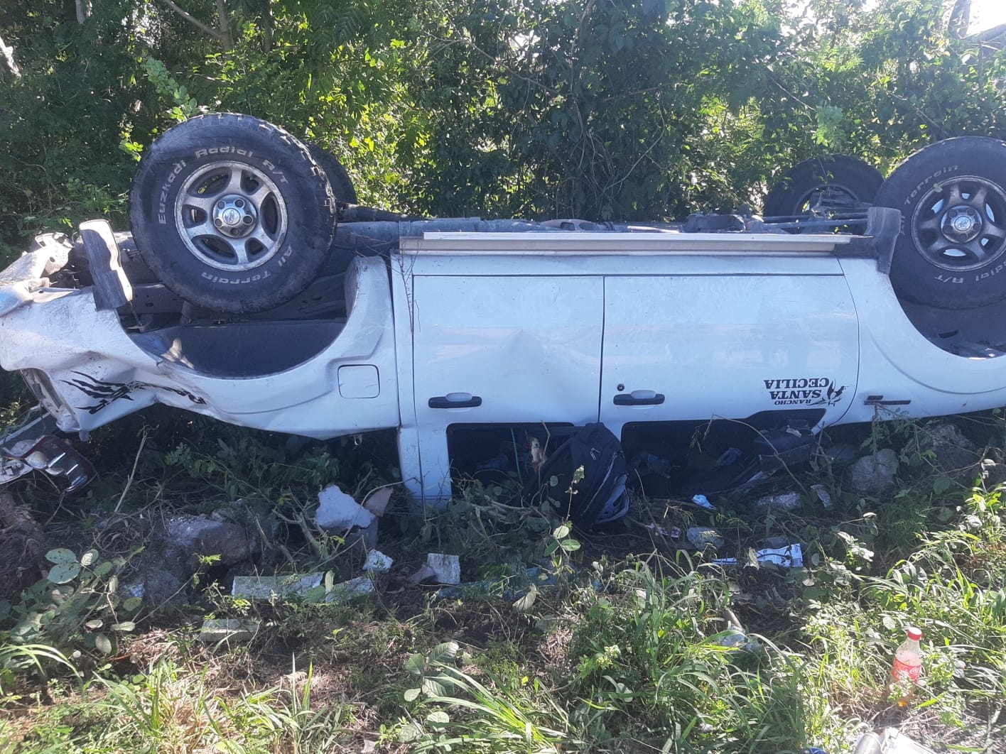 al lugar de los hechos arribo la ambulancia 21 E de la Secretaría de Seguridad Publica