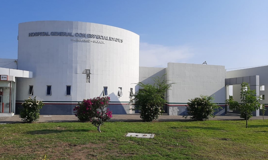 El menor llegó grave a la zona de urgencias del Hospital General de Salina Cruz, Oaxaca, pero no recibió atención ni medicinas El menor llegó grave a la zona de urgencias del Hospital General de Salina Cruz, Oaxaca, pero no recibió atención ni medicinas