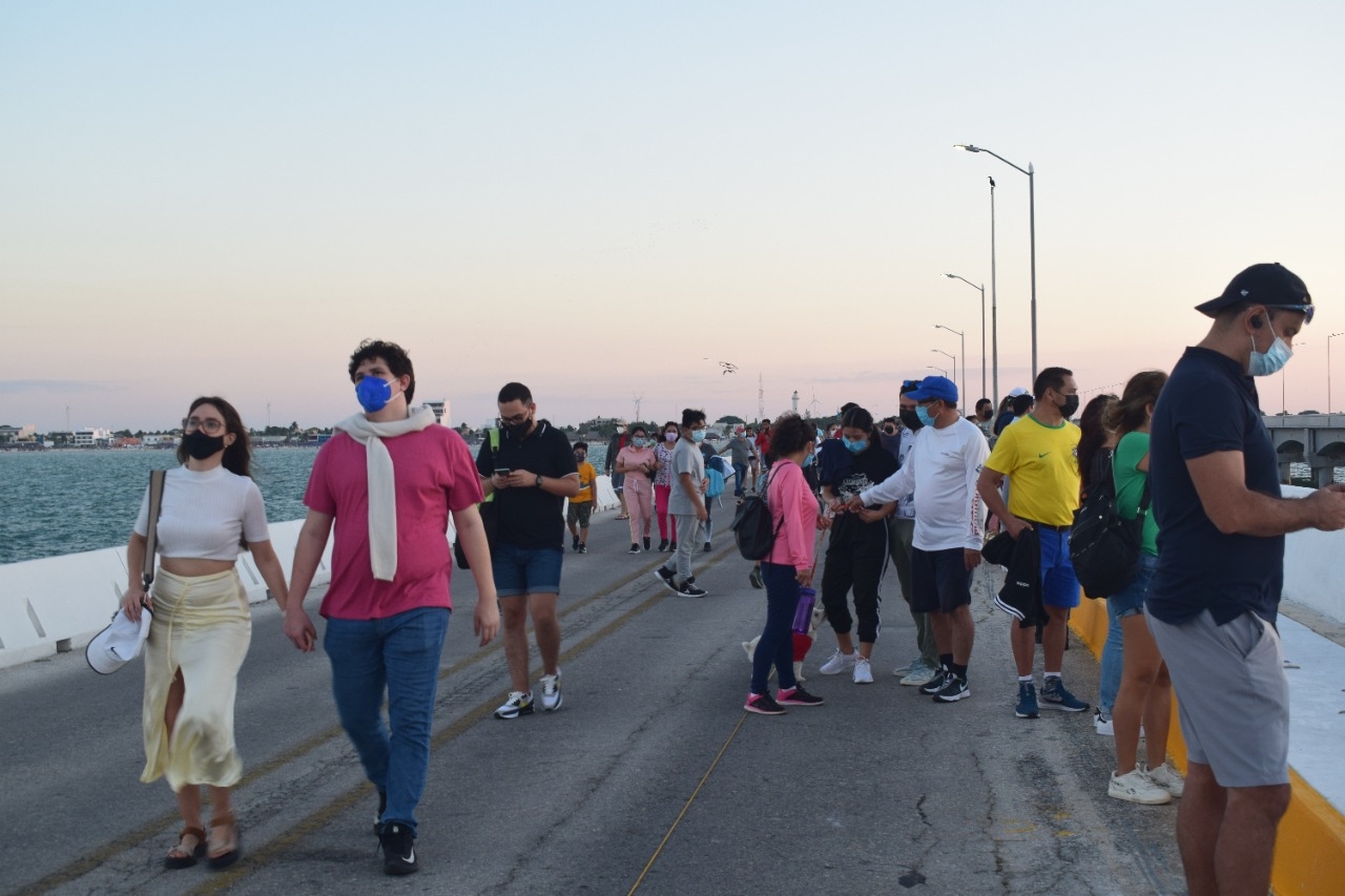 Sólo las personas inscritas en la página oficial de la API pudieron participar en el evento