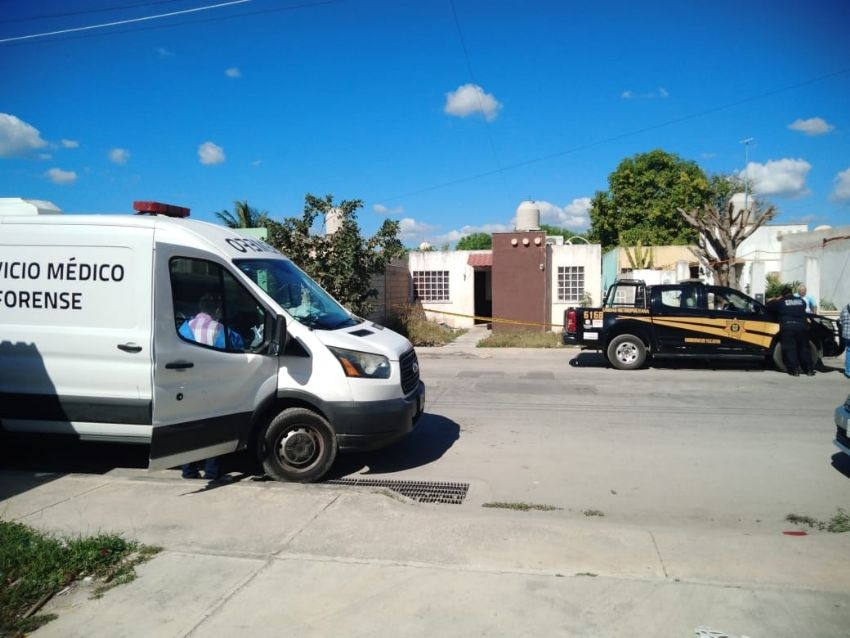 La hija de una mujer de 60 años dijo que salió de compras y cuando regresó su progenitora estaba suspendida del cuello La hija de una mujer de 60 años dijo que salió de compras y cuando regresó su progenitora estaba suspendida del cuello
