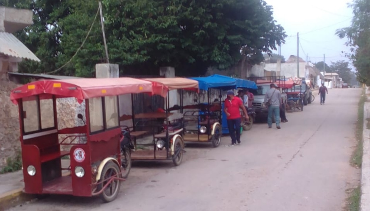 Sólo les permitieron prestar el servicio de pasaje durante dos horas Sólo les permitieron prestar el servicio de pasaje durante dos horas