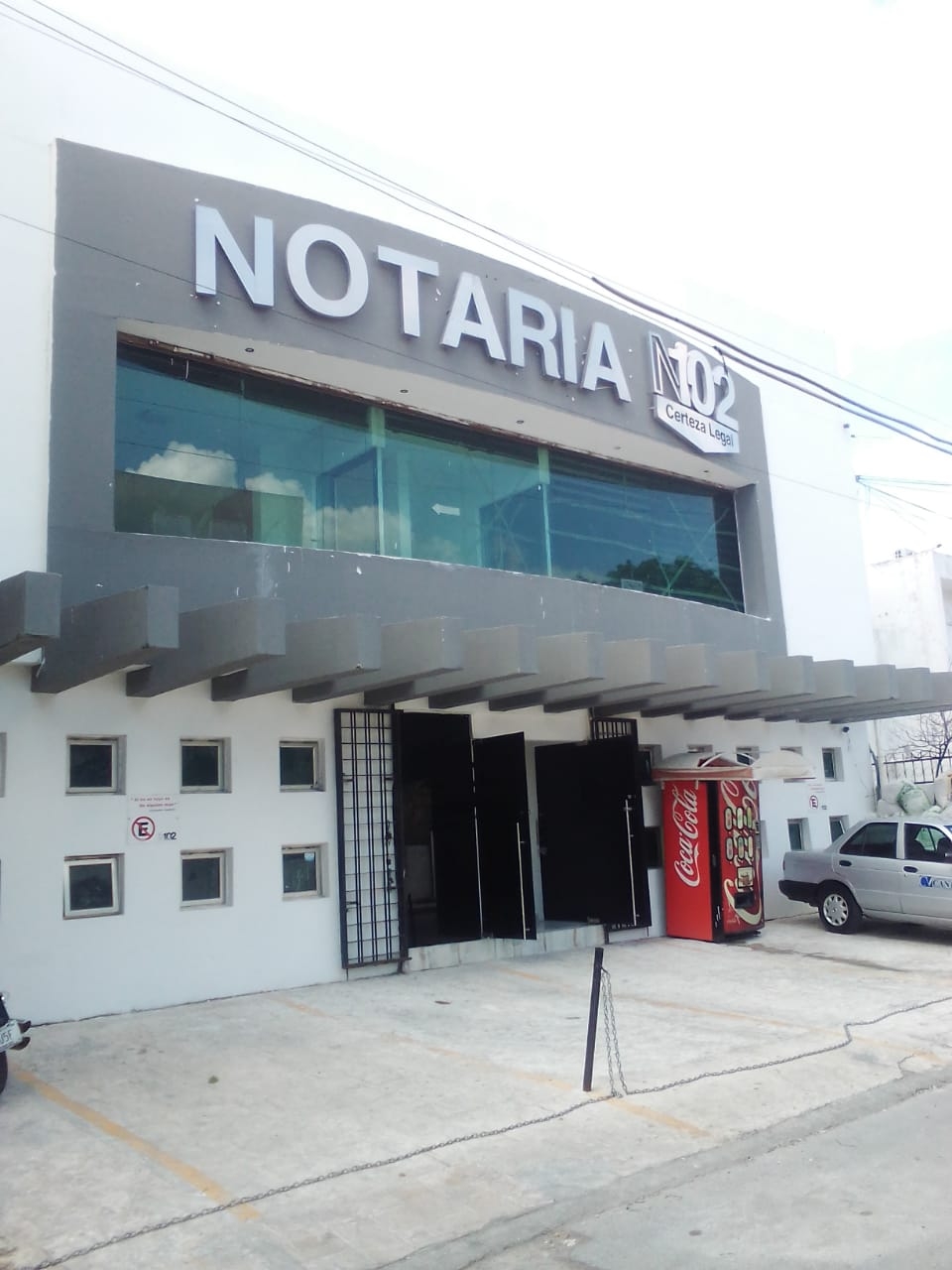 En rueda de prensa, el litigante expuso la serie de irregularidades en torno a la compra venta de un predio