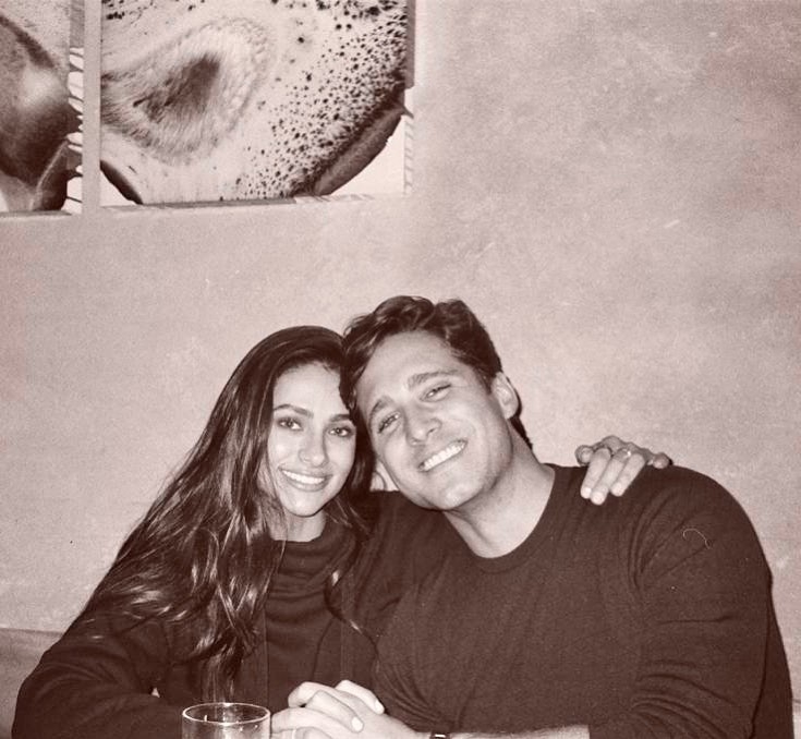 Diego Boneta se sinceró y habló sobre sus planes a futuro con la actriz Renata Notni