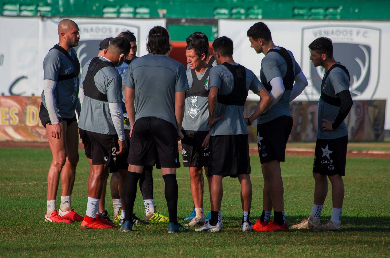 Los pupilos de Carlos Gutiérrez avanzan con 2 unidades, producto de 2 empates y una derrota