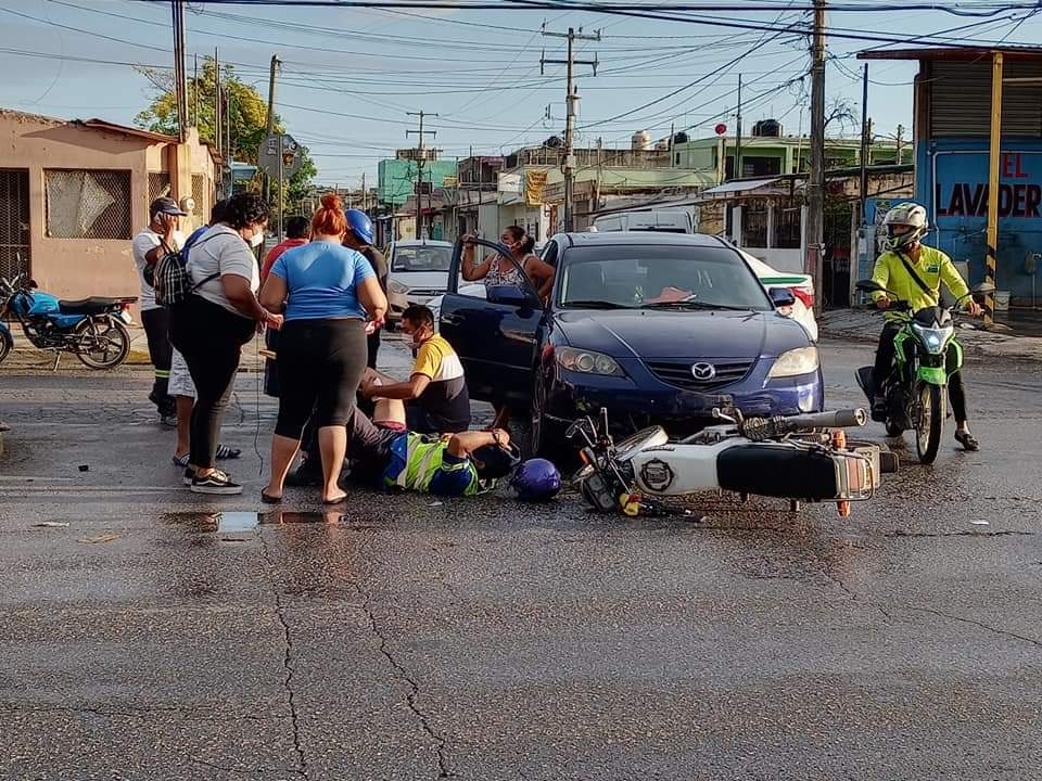 El percance ocurrió en el cruce de las avenidas 149 con avenida Miguel Hidalgo El percance ocurrió en el cruce de las avenidas 149 con avenida Miguel Hidalgo