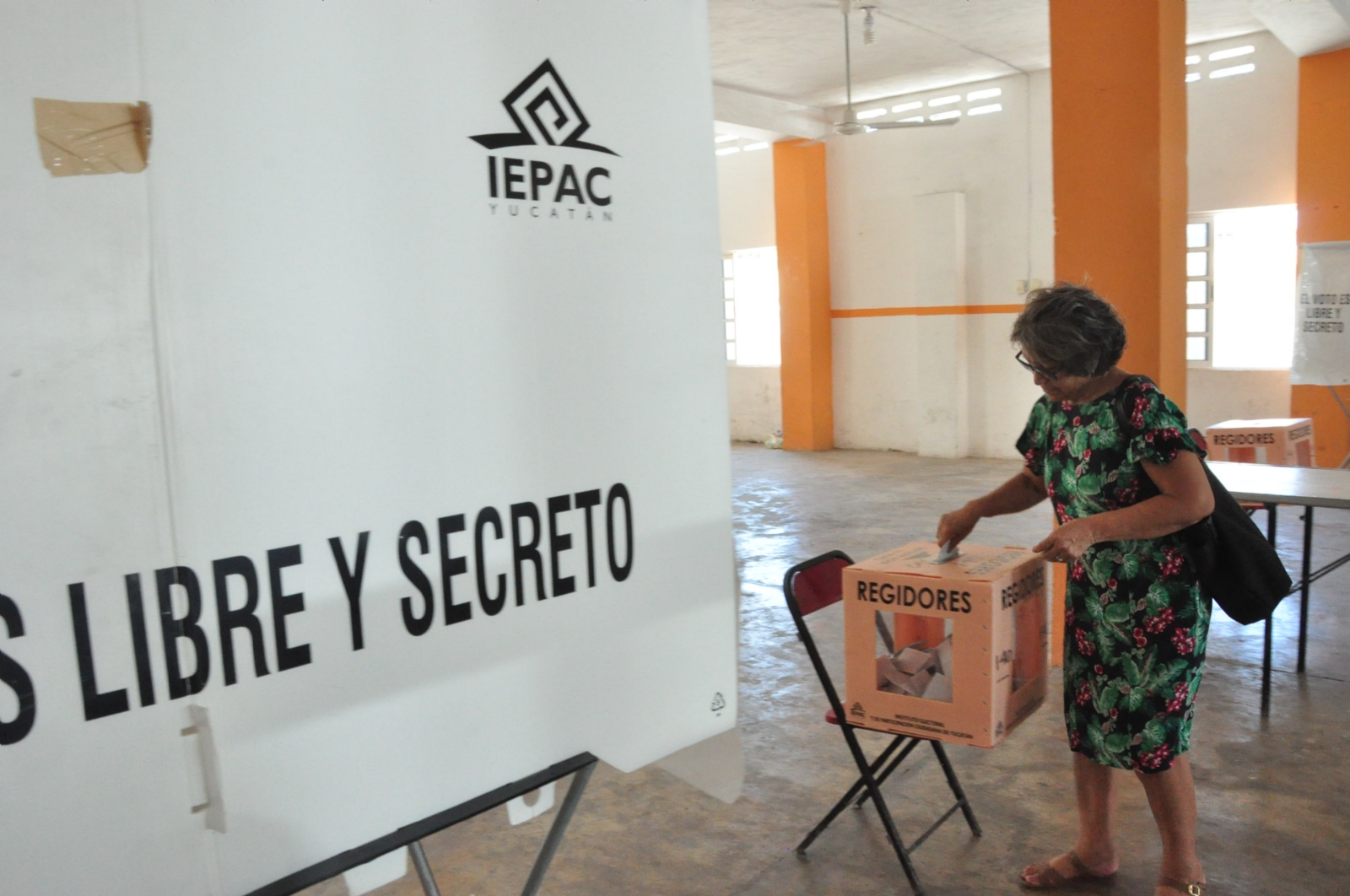 El dirigente considera que se está fraguando una “elección de Estado”, pide al INE intervenir ante la problemática expuesta