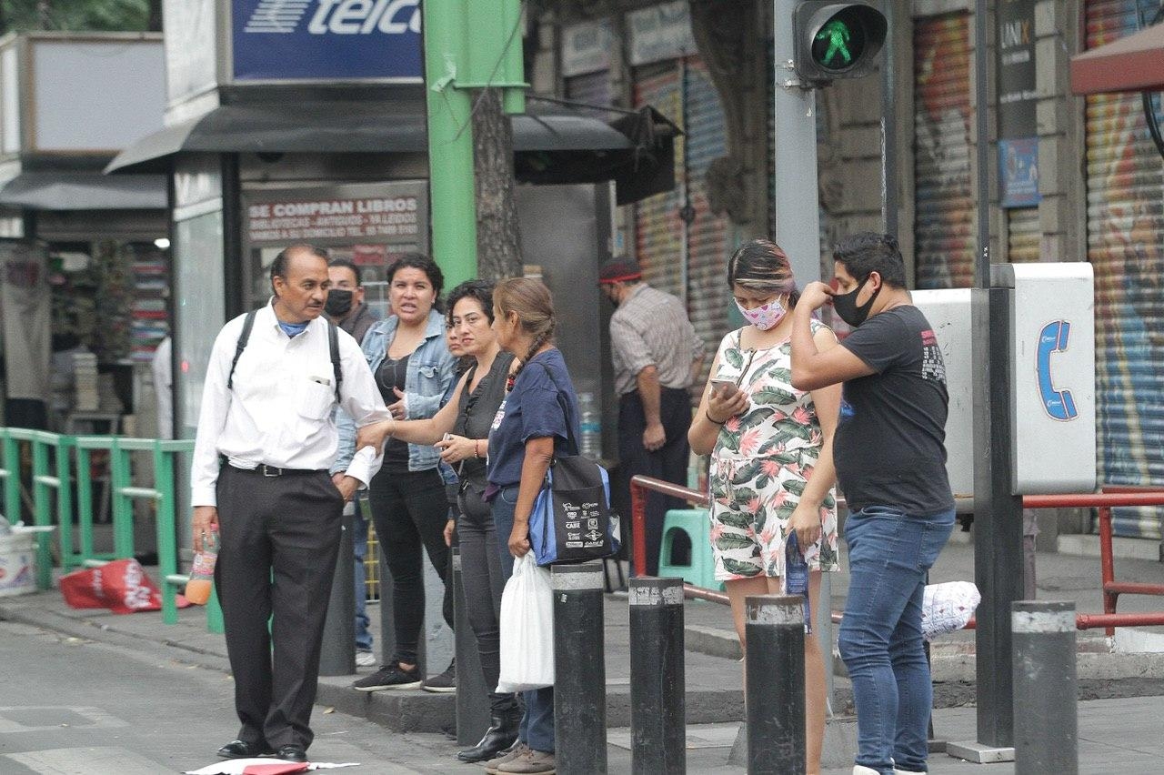 CDMX y Edomex reportan dismunicón en contagios por COVID-19, por lo que avanzan a semáforo naranja
