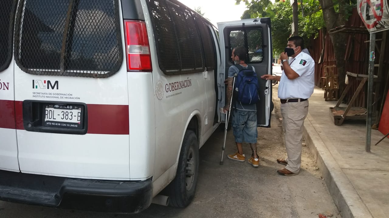 Se movilizaron a la zona céntrica, en la calle Centauro de Tulum Se movilizaron a la zona céntrica, en la calle Centauro de Tulum