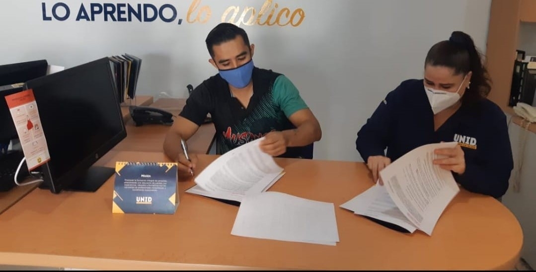 El club quiere que los estudiantes aprendan todo lo que puedan El club quiere que los estudiantes aprendan todo lo que puedan