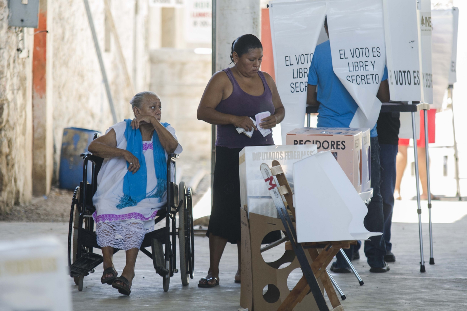 Aracely García Álvarez mencionó que se proyecta una instalación de 2 mil 812 puntos de votación en mil 271 domicilios