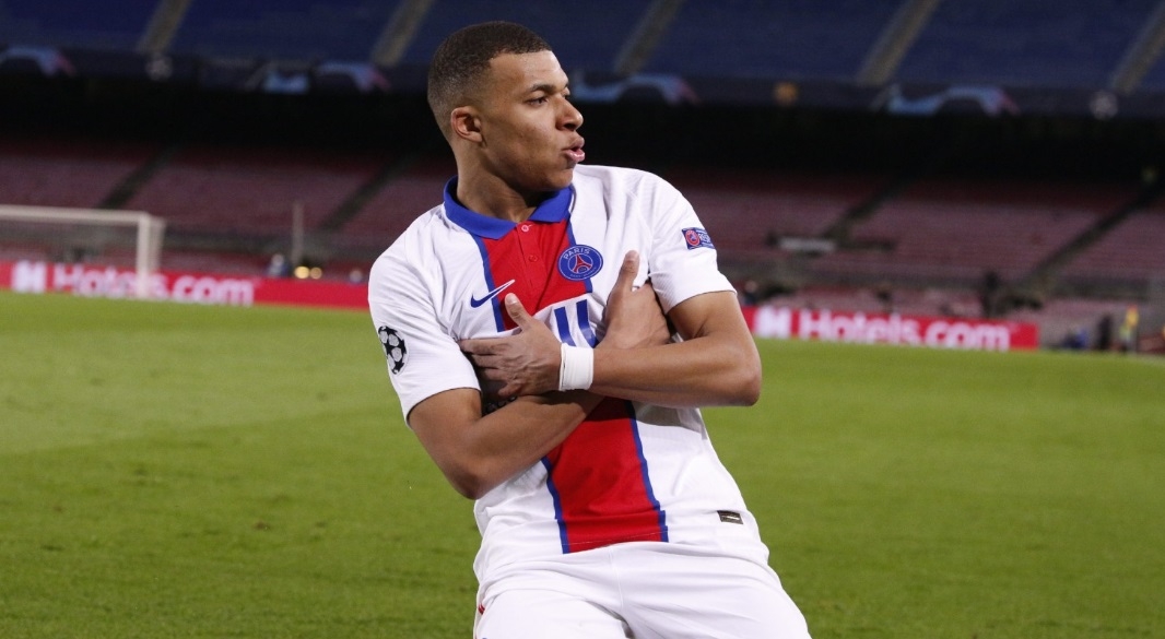 Kylian Mbappé anotó tres tantos en la victoria del PSG Kylian Mbappé anotó tres tantos en la victoria del PSG