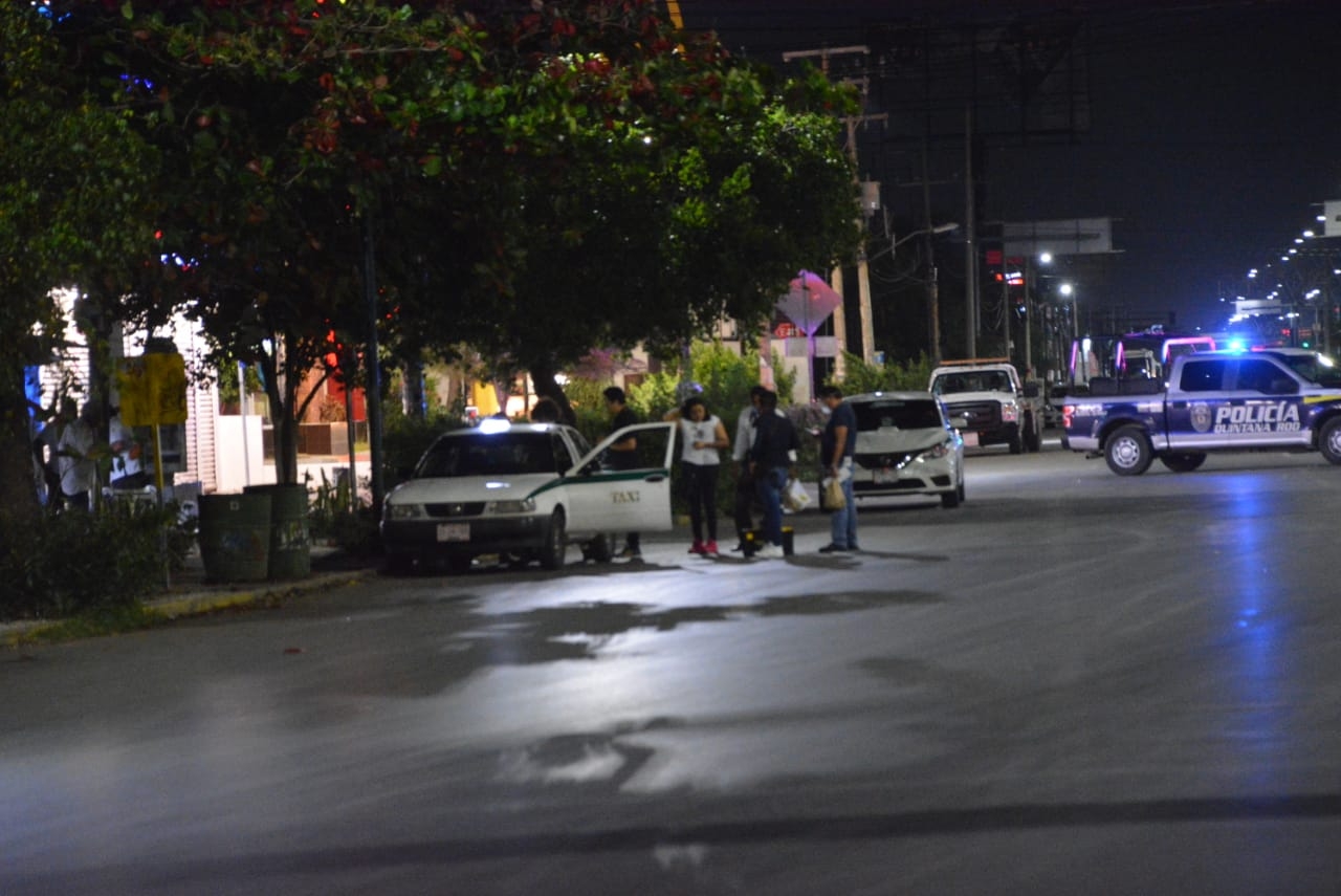 Asesinan a taxista sobre la avenida José López Portillo en Cancún