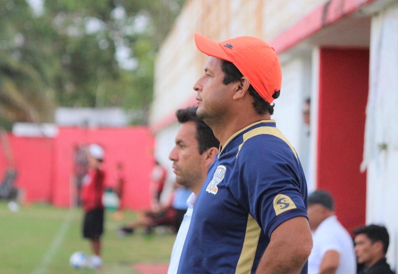 El entrenador del TULUM FC