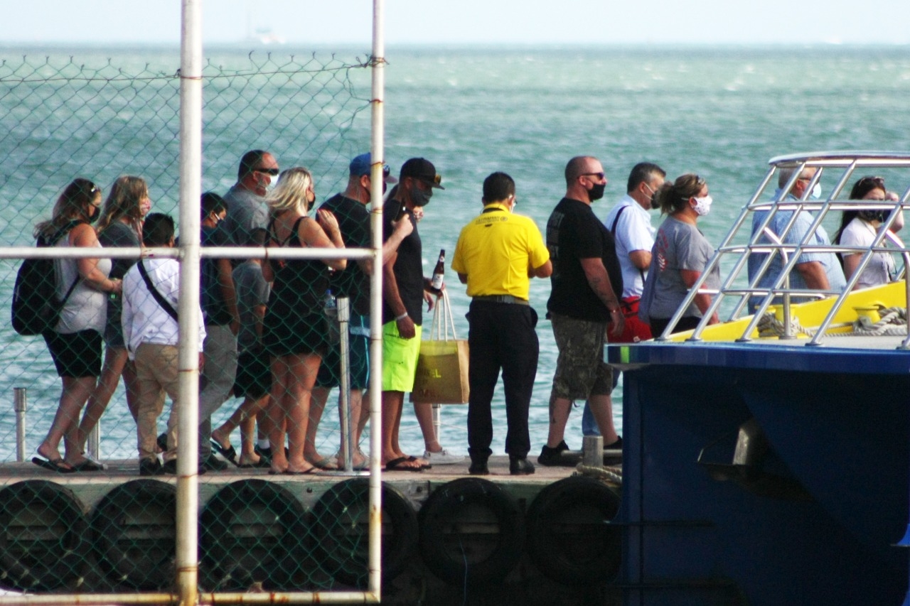 El abordaje a los ferrys se mantuvo con cantidades respetuosas