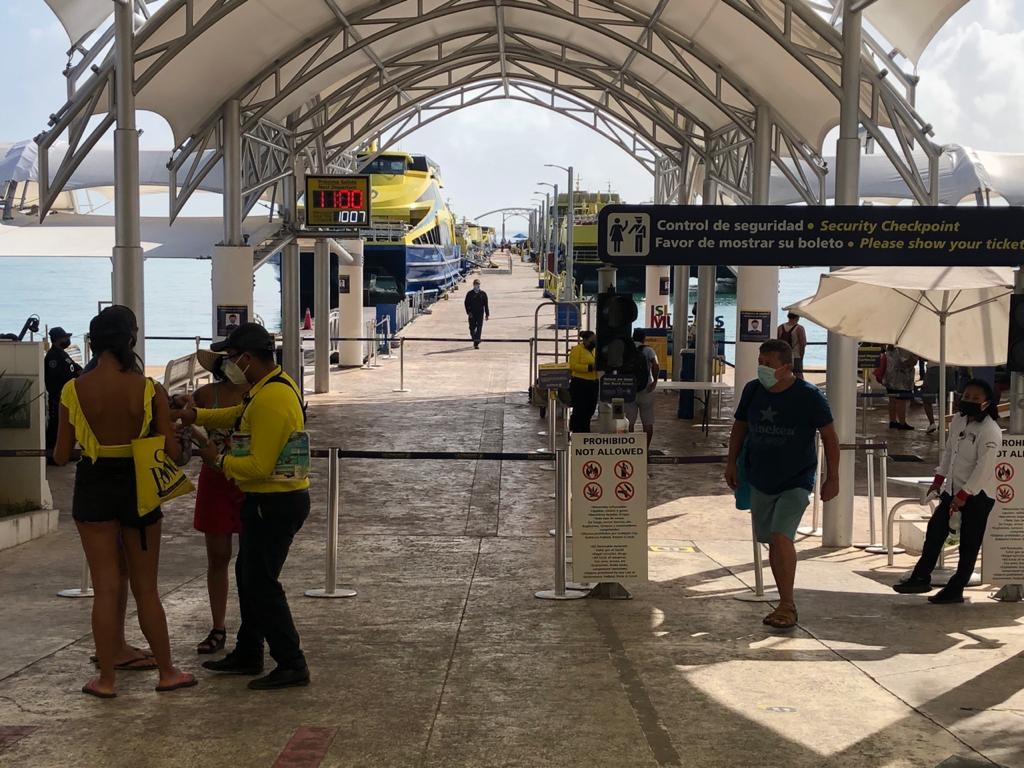 Los cruces marítimos de Cancún a Isla Mujeres están suspendidos