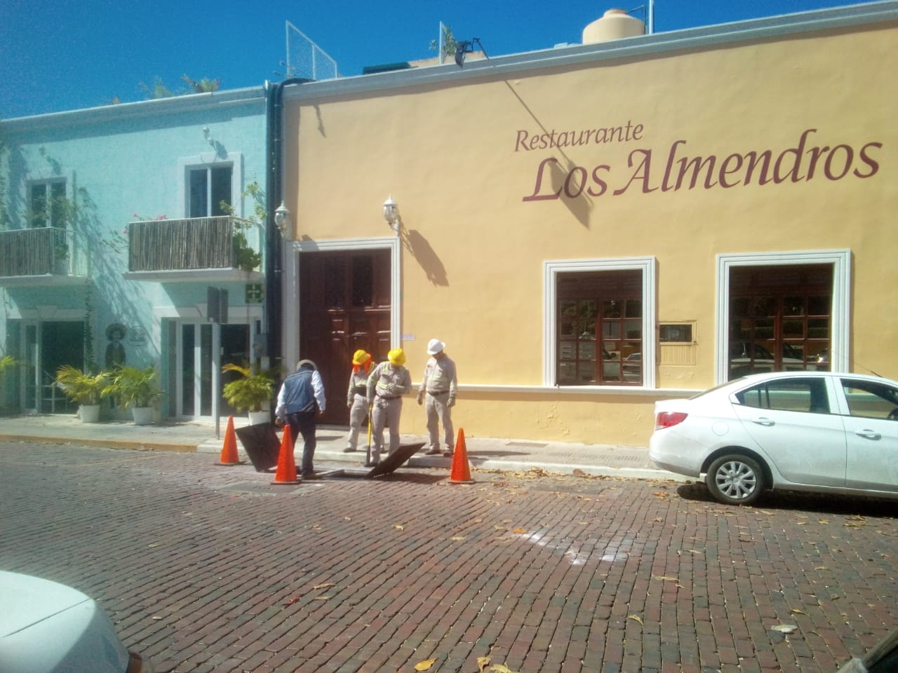 Cerca de dos horas los comercios y semáforos de 10 manzanas se quedaron sin energía