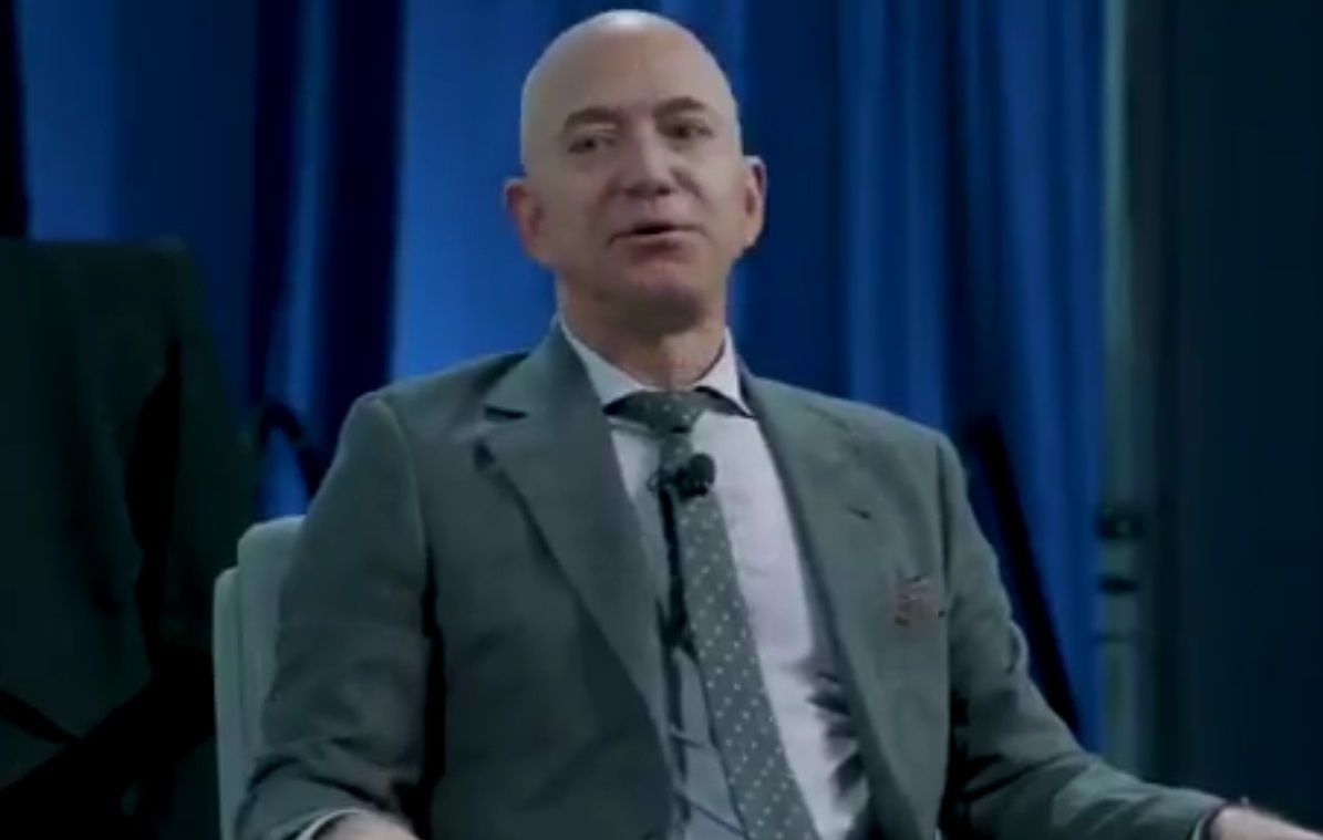 Jeff Bezos estuvo 27 años al frente de Amazon