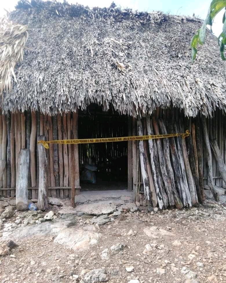 El velador tenía 60 años de edad y fue encontrado al interior de una casita de huano. El velador tenía 60 años de edad y fue encontrado al interior de una casita de huano.