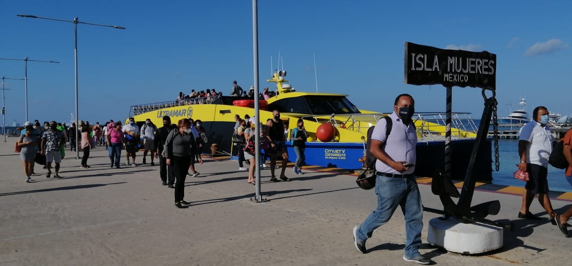 El turismo masivo comenzará a llegar después de las 10:00 horas