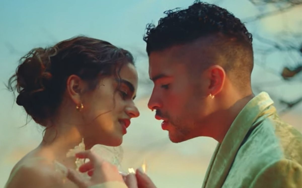 "La noche de anoche", de Bad Bunny y Rosalía