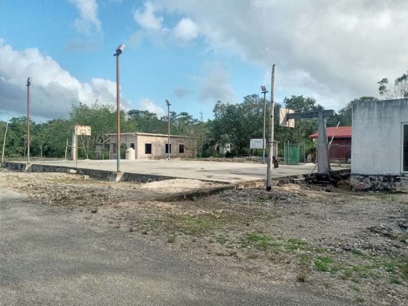 En las comunidades hacen falta muchas obras públicas En las comunidades hacen falta muchas obras públicas
