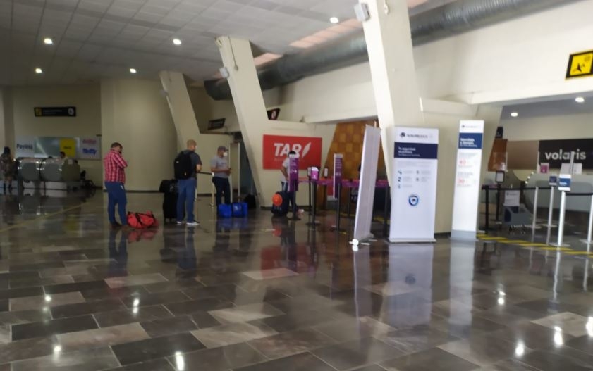 Trabajadores en plataformas pagan boletos de avión más caros Trabajadores en plataformas pagan boletos de avión más caros