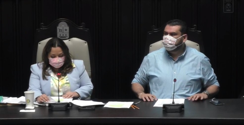 Los diputados votaron de viva voz su decisión