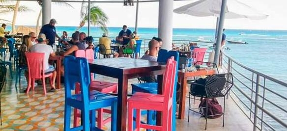 Los colaboradores de establecimientos cumplen protocolos