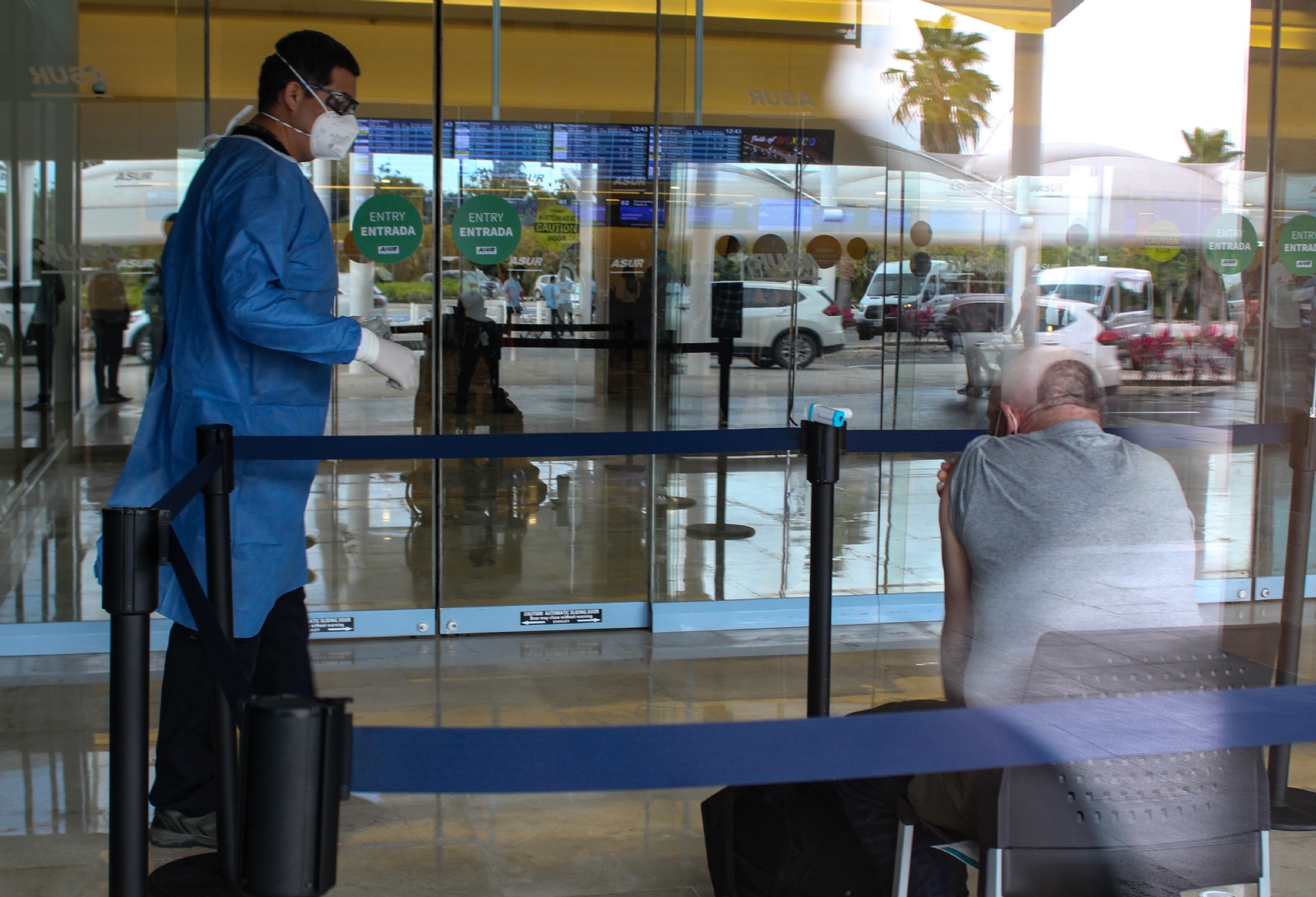 El área de aislamiento en el aeropuerto de Cancún El área de aislamiento en el aeropuerto de Cancún