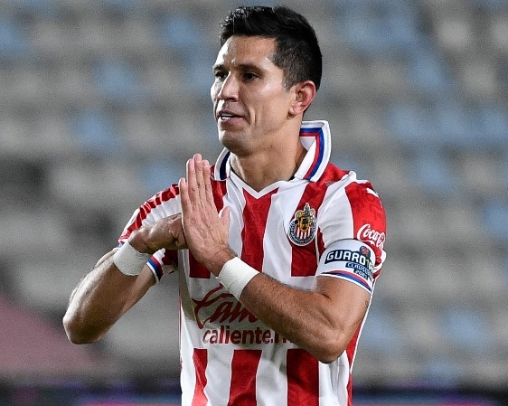 Chivas y Pumas necesitan sumar de a tres Chivas y Pumas necesitan sumar de a tres