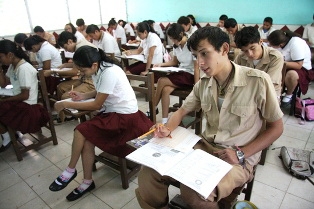 Las alumnas y alumnos deberán cumplir ciertos requisitos que suplan la evaluación