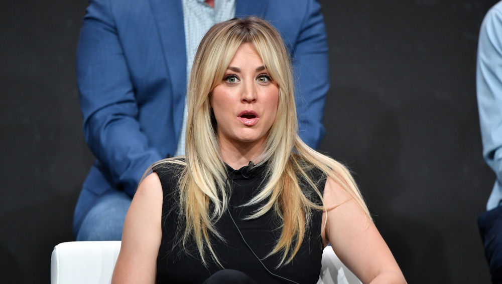 Caley Cuoco celebró hasta las lágrimas su nominación en los Globos de Oro 2021