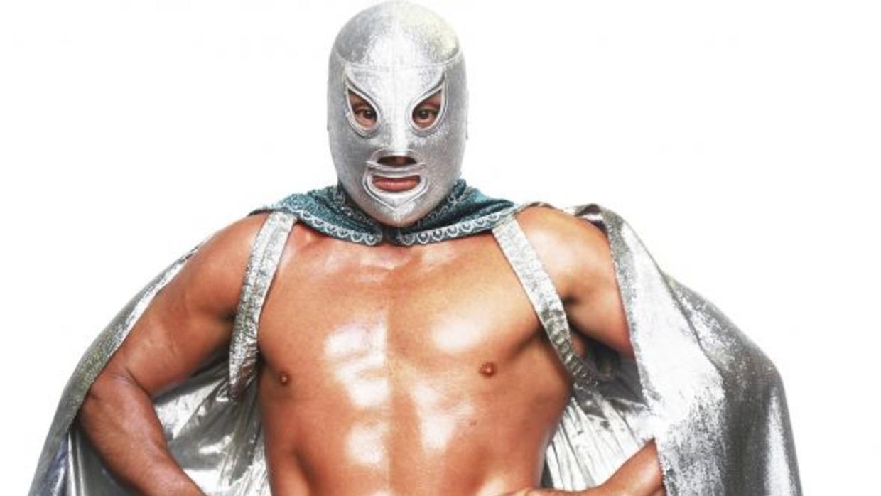 El Santo murió a causa de un infarto en 1984