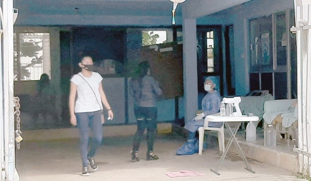 Exhortaron a la población a seguir con las medidas de mitigación hasta que no hayan recibido la vacuna contra el virus SARS-CoV-2 Exhortaron a la población a seguir con las medidas de mitigación hasta que no hayan recibido la vacuna contra el virus SARS-CoV-2