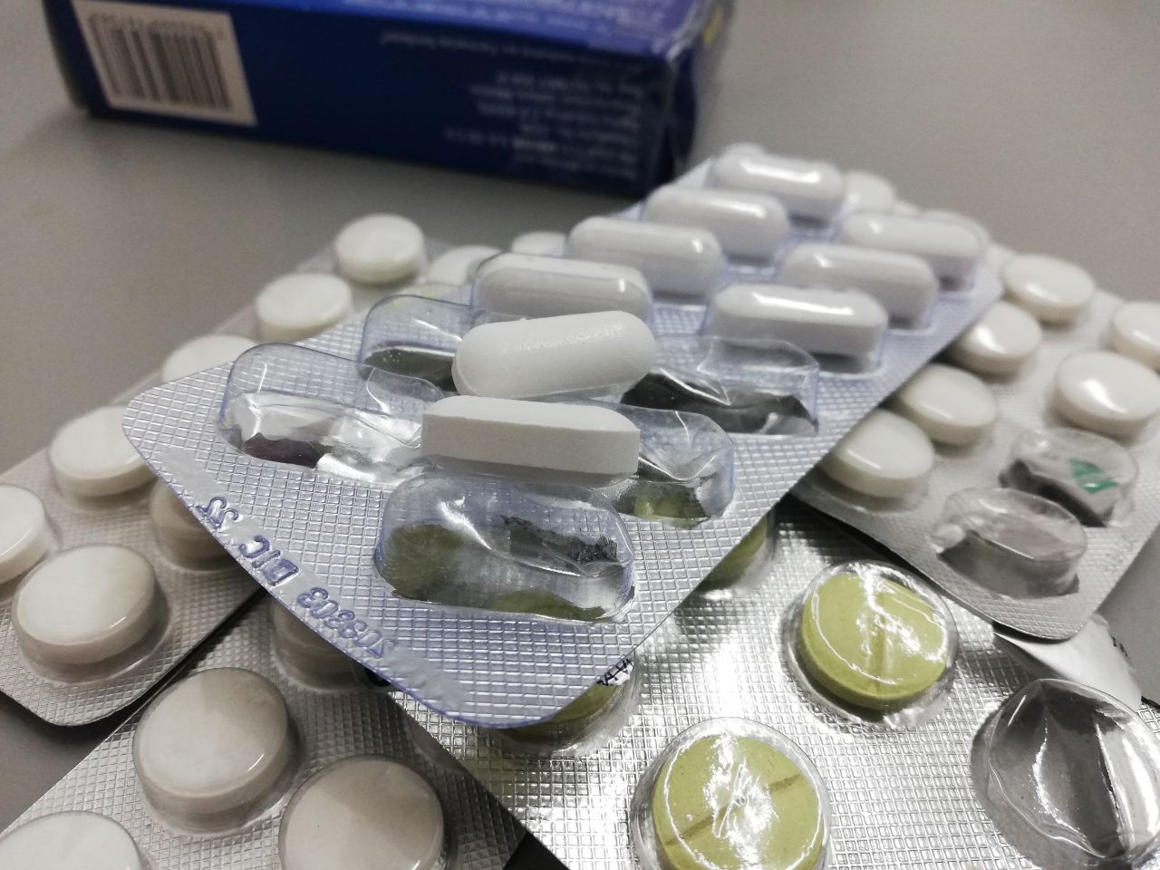 Los ciudadanos prefieren automedicarse que asistir al Hospital General