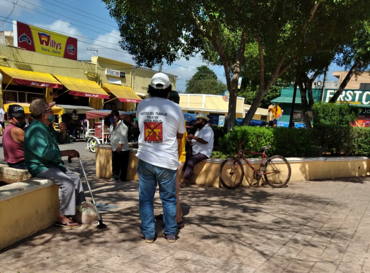 Los habitantes de Kanasín temen por el cierre de comercios no esenciales en el municipio, así como también por la salud de sus familias