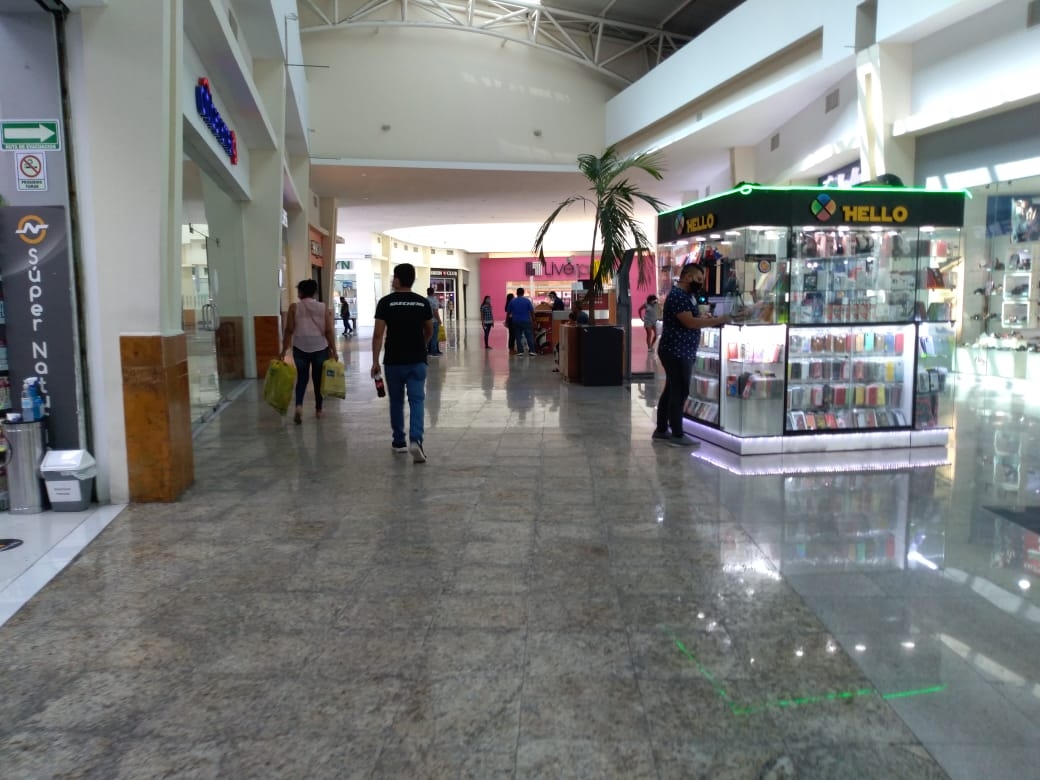 Las medidas de higiene se reforzaron a través del personal de vigilancia de la plaza