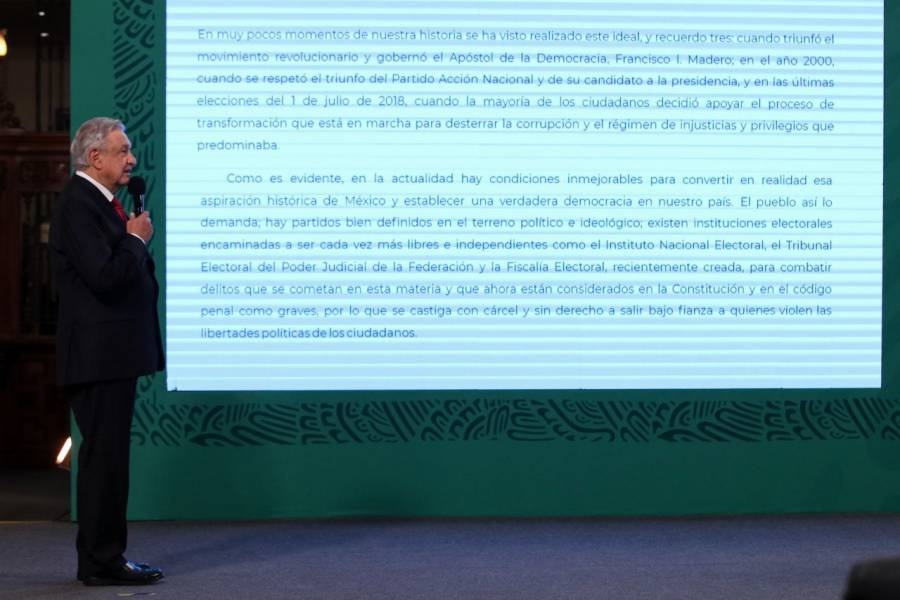 "25 gobernadores, incluida la jefa de Gobierno, son los que han manifestado su adhesión al acuerdo en favor de la democracia" señaló "25 gobernadores, incluida la jefa de Gobierno, son los que han manifestado su adhesión al acuerdo en favor de la democracia" señaló