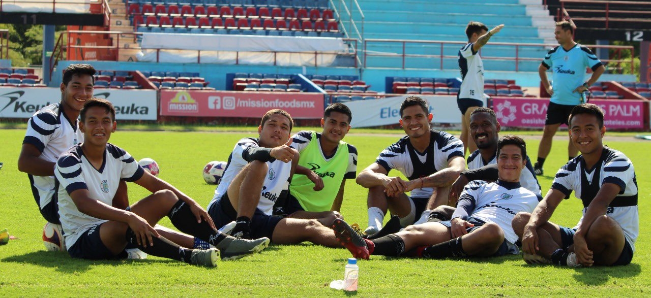 En redes sociales aseguraron que celebrarían el cumpleaños del jugador, con una victoria
