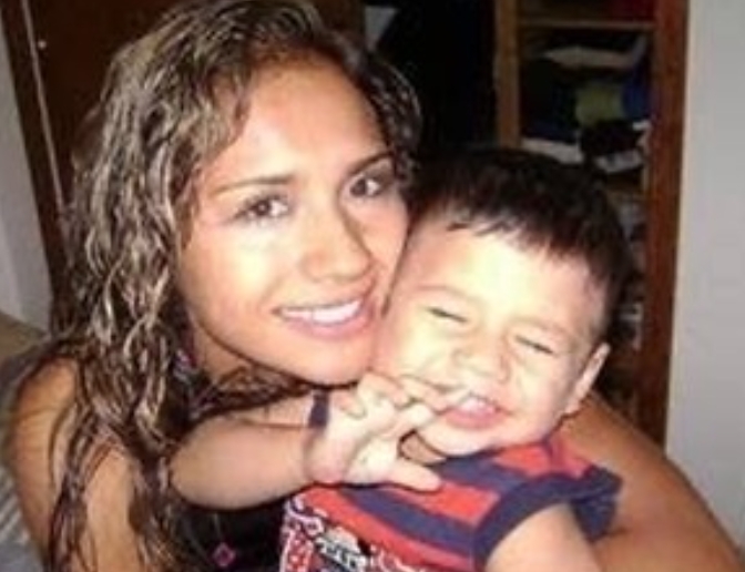 Recuerda el cumpleaños de su fallecido hijo Ethan Recuerda el cumpleaños de su fallecido hijo Ethan