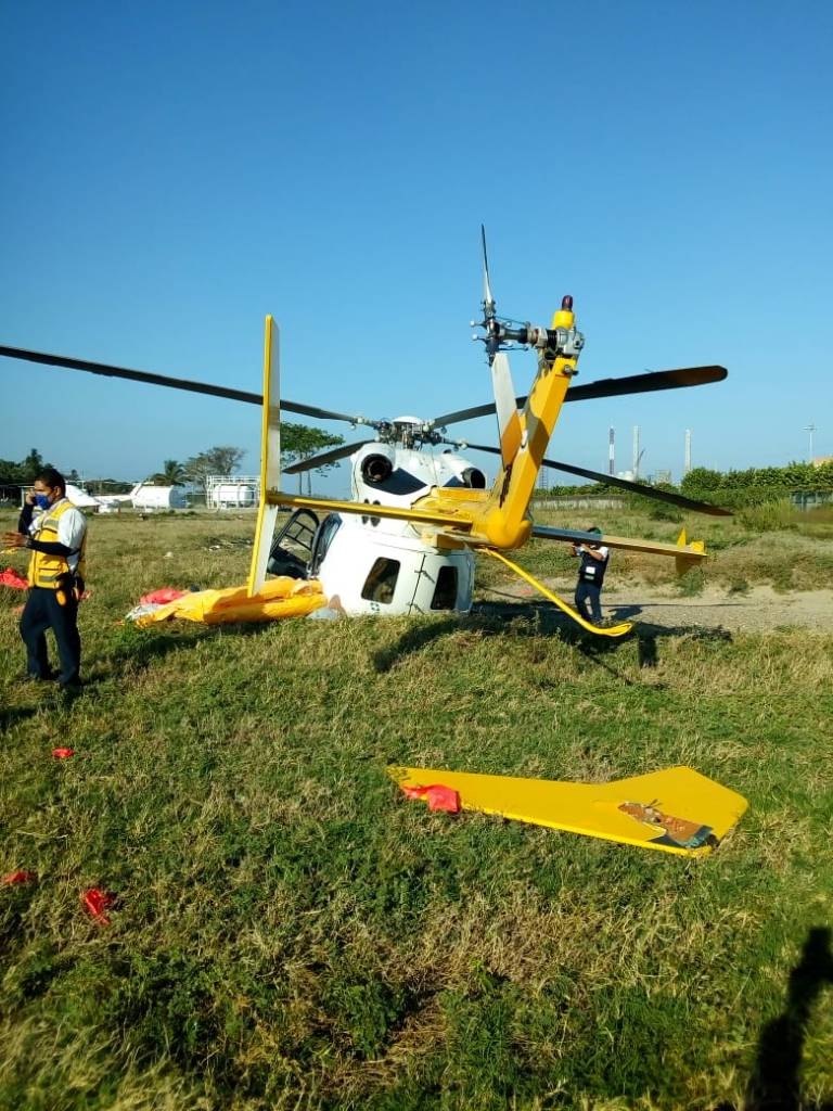 El helicóptero era tripulado por los capitanes Francisco José y Bruno, quiénes resultaron heridos El helicóptero era tripulado por los capitanes Francisco José y Bruno, quiénes resultaron heridos