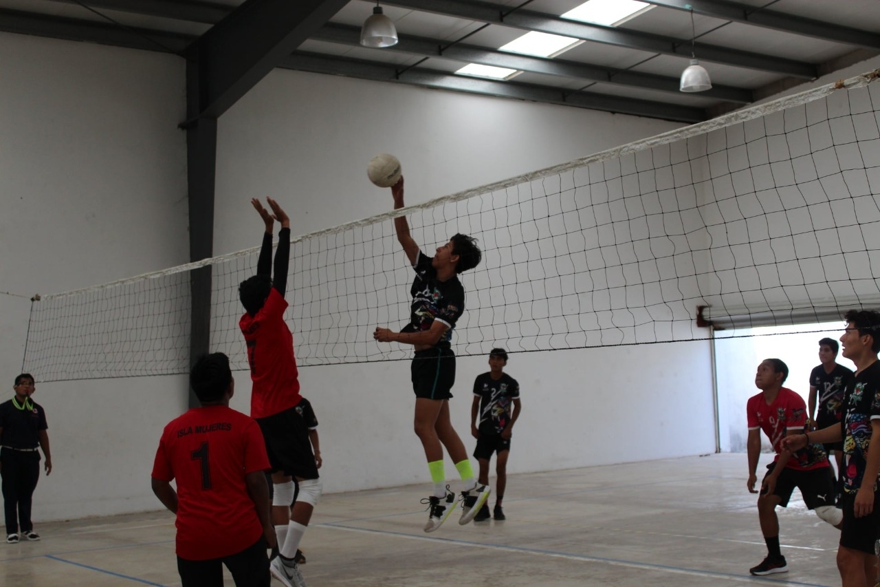 Club de voleibol Albatros de Chetumal disputarán torneo estatal en Playa del Carmen Club de voleibol Albatros de Chetumal disputarán torneo estatal en Playa del Carmen