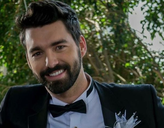 Queda fuera de la novela "Qué le pasa a mi familia’