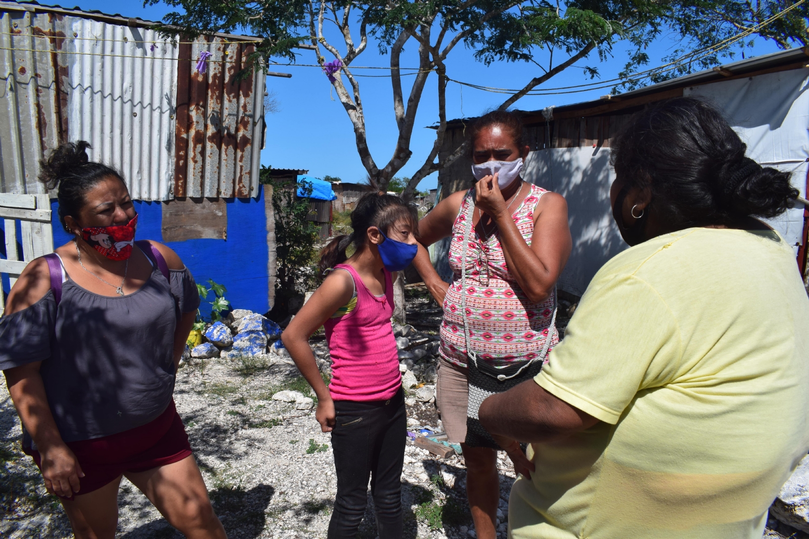 Las familias en conflicto expusieron sus puntos de vista.