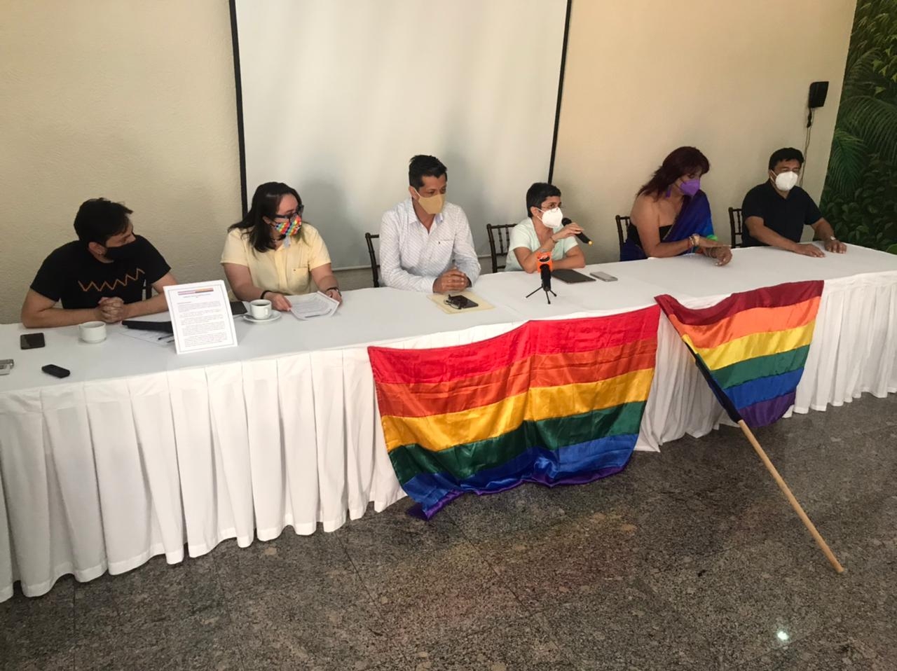 "Los partidos ponen personas que no son idóneas para los cargos, pero sí lo son para sus intereses", aseguró "Los partidos ponen personas que no son idóneas para los cargos, pero sí lo son para sus intereses", aseguró