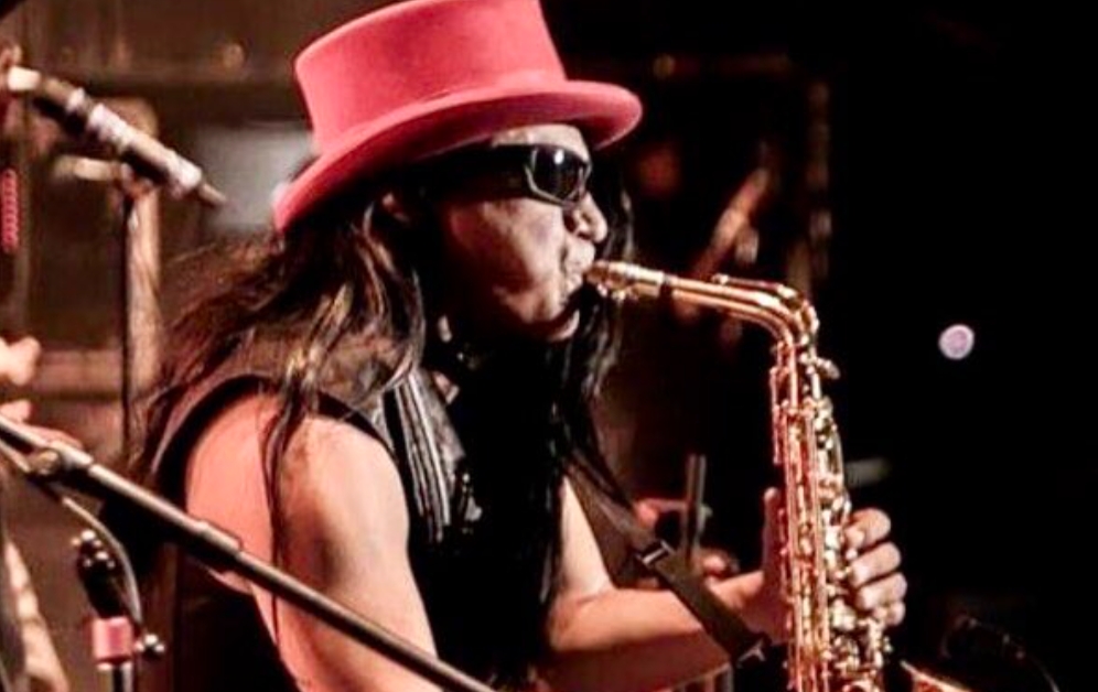 Mejor conocido como “Sax”, integrante del grupo musical “Maldita Vecindad", después haber sido diagnosticado con COVID-19. Mejor conocido como “Sax”, integrante del grupo musical “Maldita Vecindad", después haber sido diagnosticado con COVID-19.
