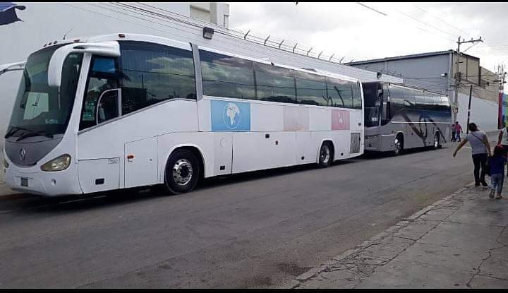 Trabajadores de agencias esperan que los viajes familiares aumenten para Semana Santa Trabajadores de agencias esperan que los viajes familiares aumenten para Semana Santa