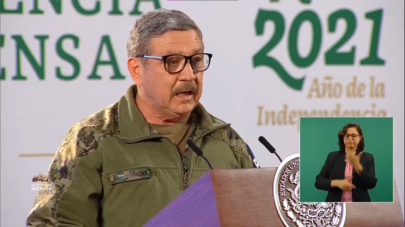 El funcionario público informó sobre el tema esta mañana El funcionario público informó sobre el tema esta mañana